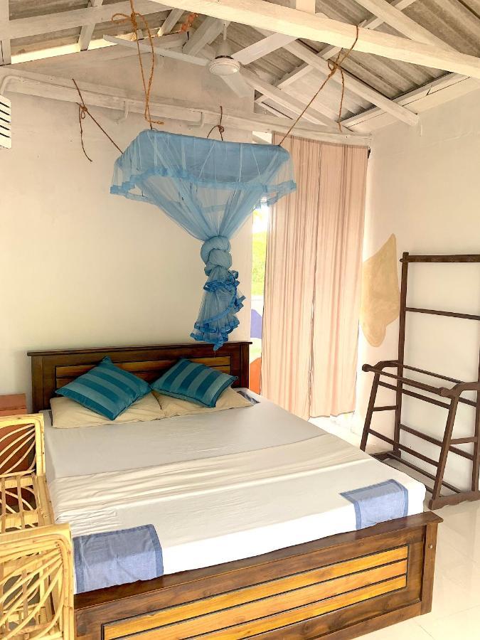 Salty Fish Mirissa Hotel Ngoại thất bức ảnh